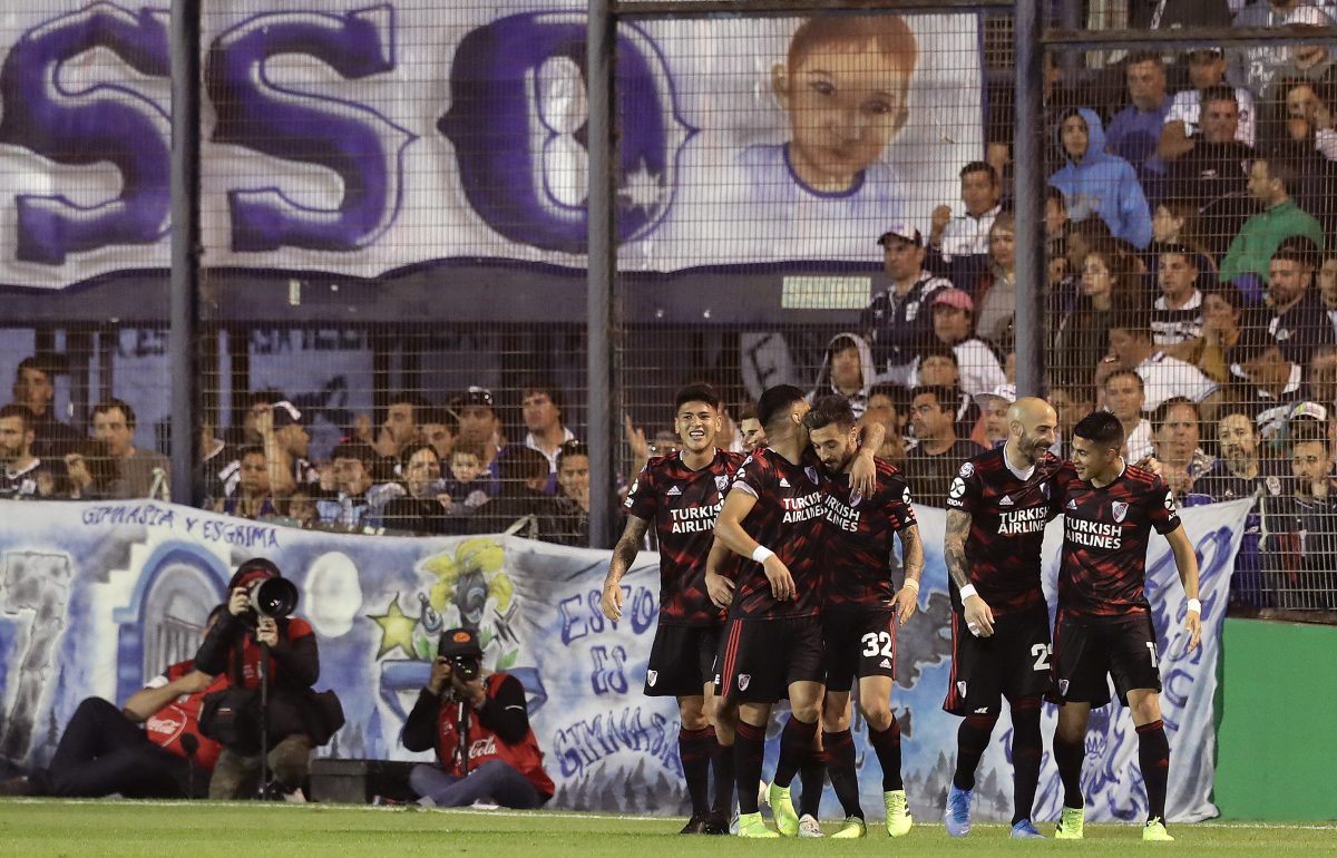 Boca empató y River ganó