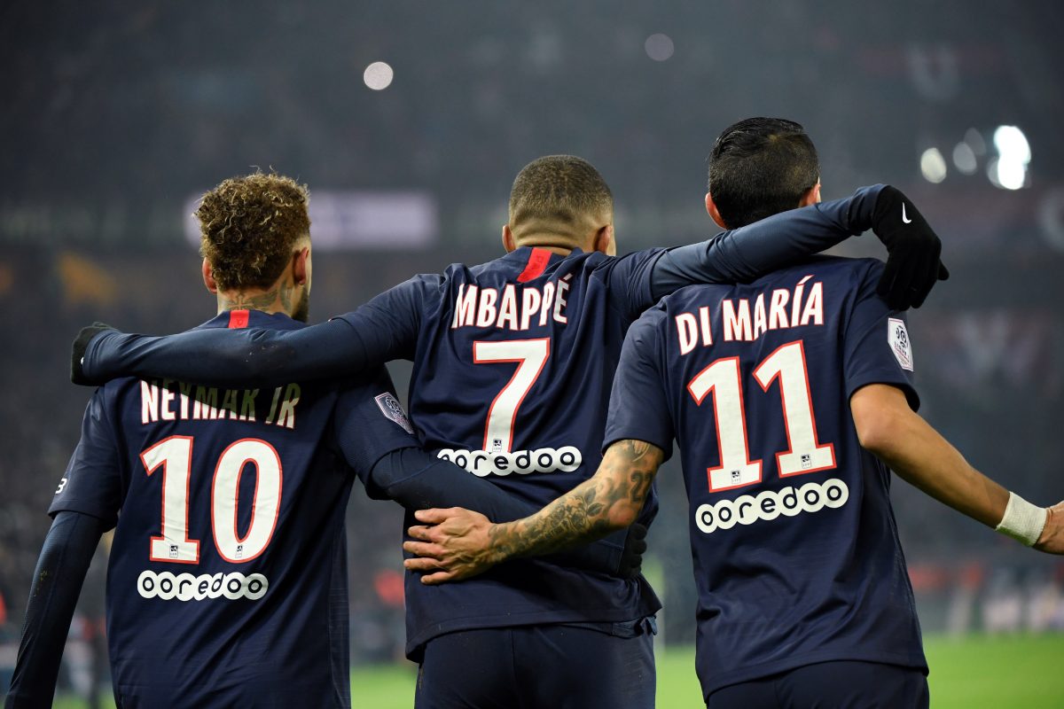 Mbappé y Neymar dieron victoria al PSG