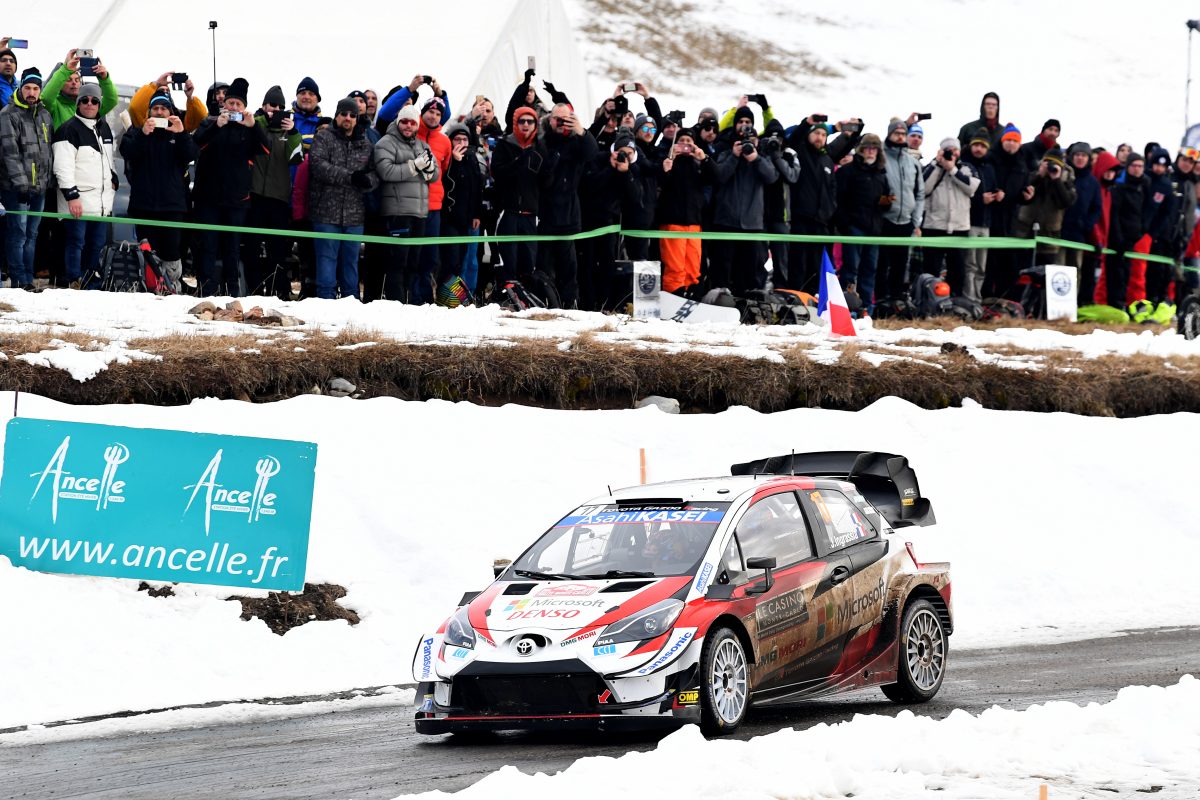 Ogier, Evans y Neuville se disputan el Rally de Montecarlo