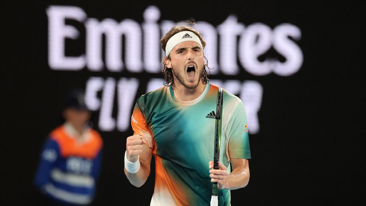 camiseta tsitsipas