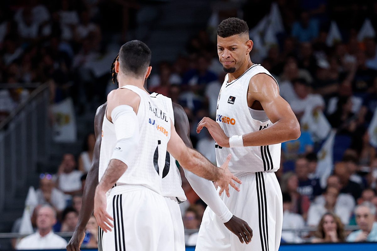 El Real Madrid se lleva el primer juego de la final