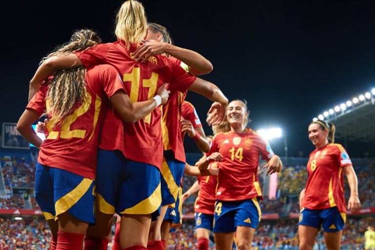 España da un paso hacia la final de la Nations League