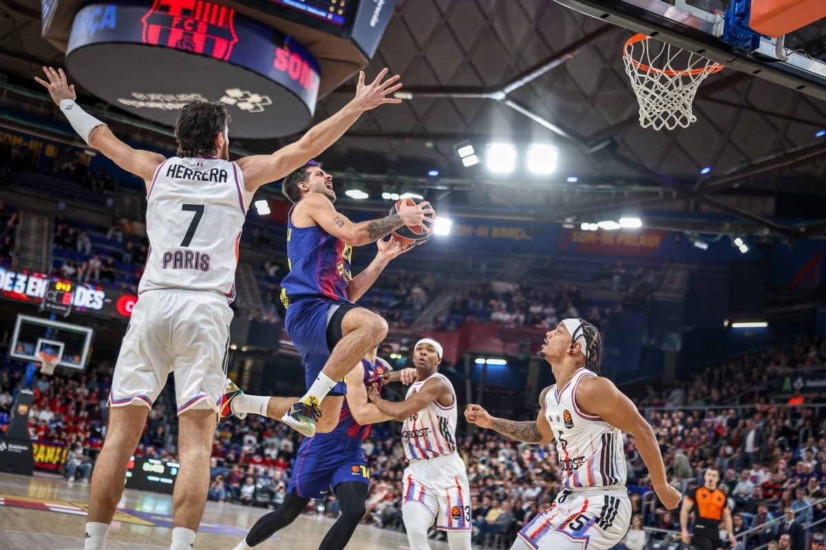 El Barcelona es sorprendido en casa por el Paris