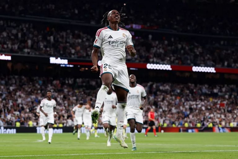 El Barcelona y el Real Madrid mantienen la diferencia en LaLiga