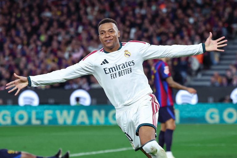 Mbappé dio vida al Real Madrid en el Camp Nou